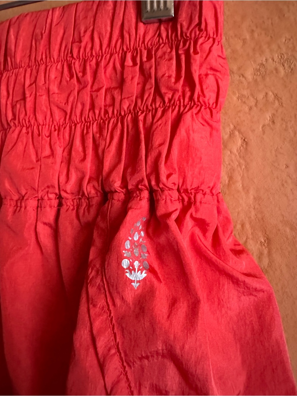 Free People Movement Orange Smocked Athletic Running Shorts Medium - Picture 2 of 7